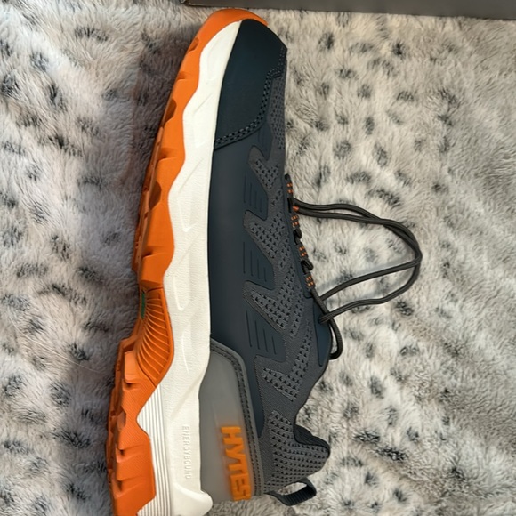 New steel toed shoes - Picture 2 of 5